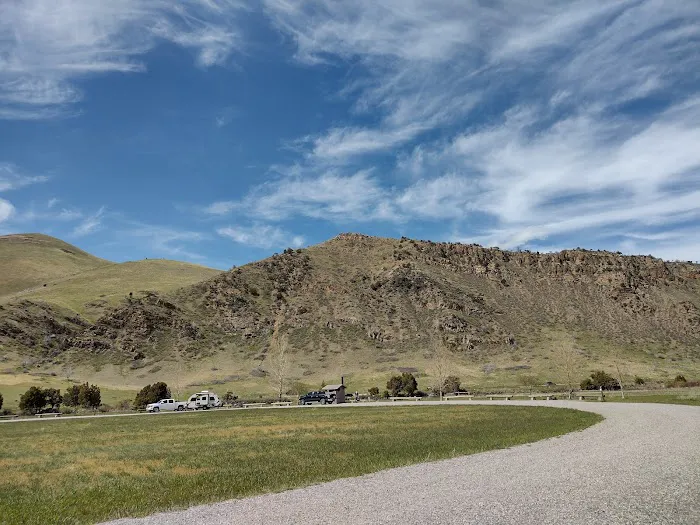 Red Mountain Campground Picture 1