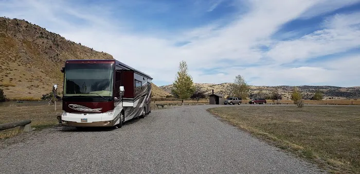 Red Mountain Campground Picture 9