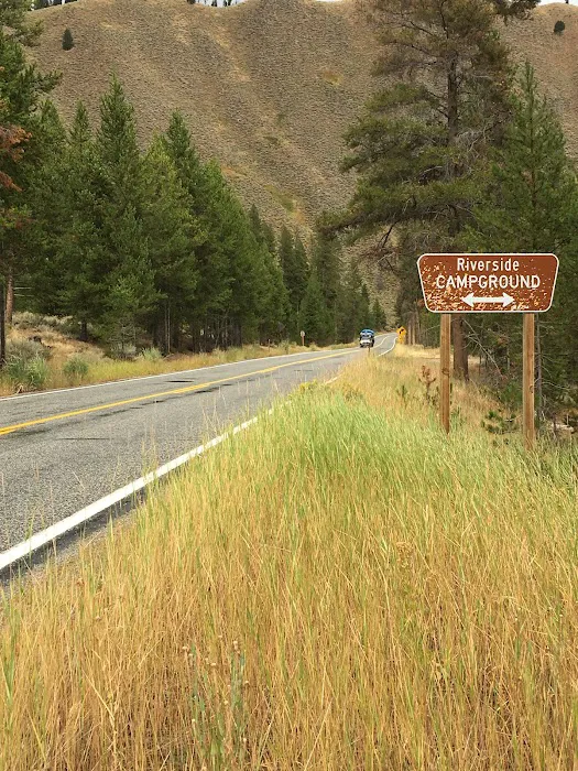 Riverside Campground Picture 5