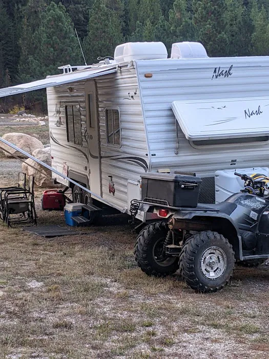Snowmobile Parking Campground Picture 1