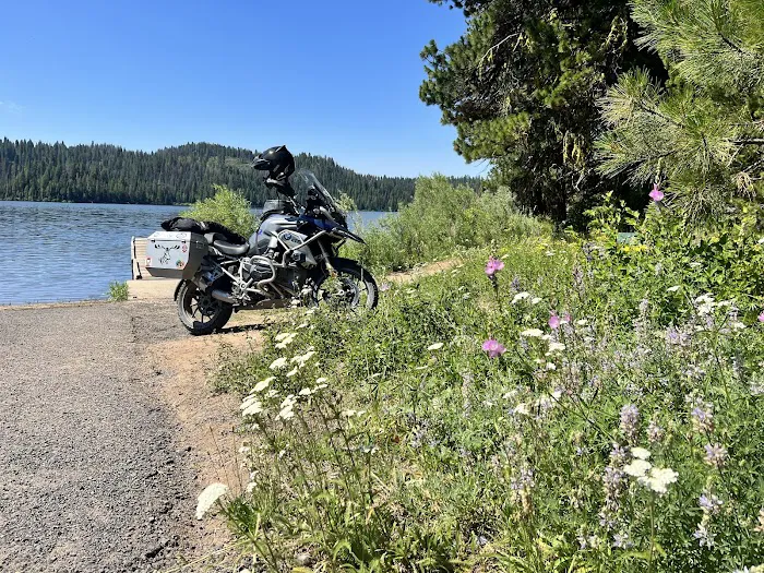 Hollywood Point Campground Picture 7