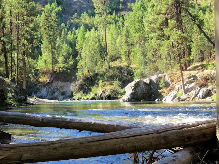 Helende Campground Picture 4