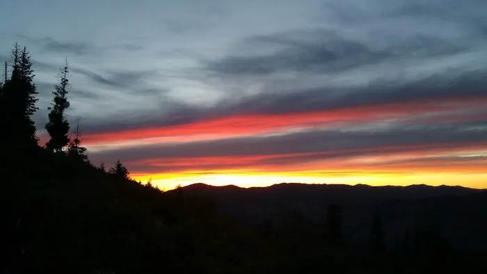 Banner Ridge Yurt Picture 4