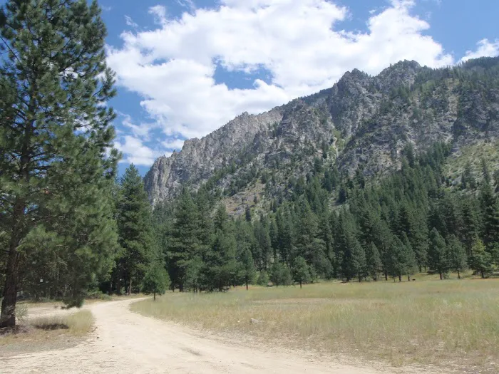 Deer Park Campground Picture 5