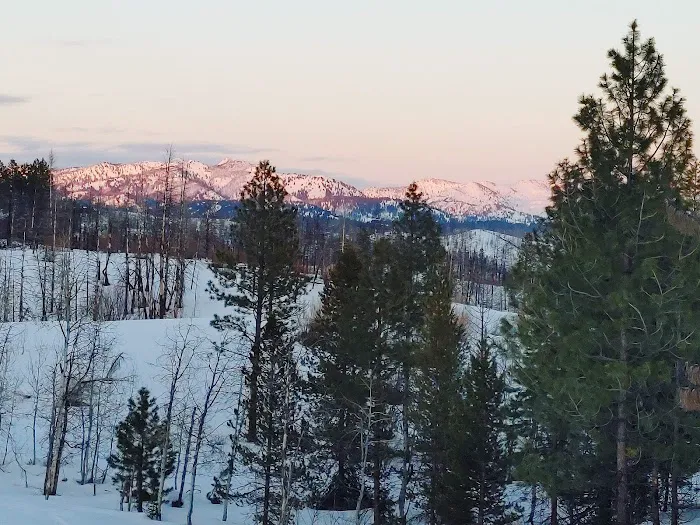 Skyline Yurt Picture 7