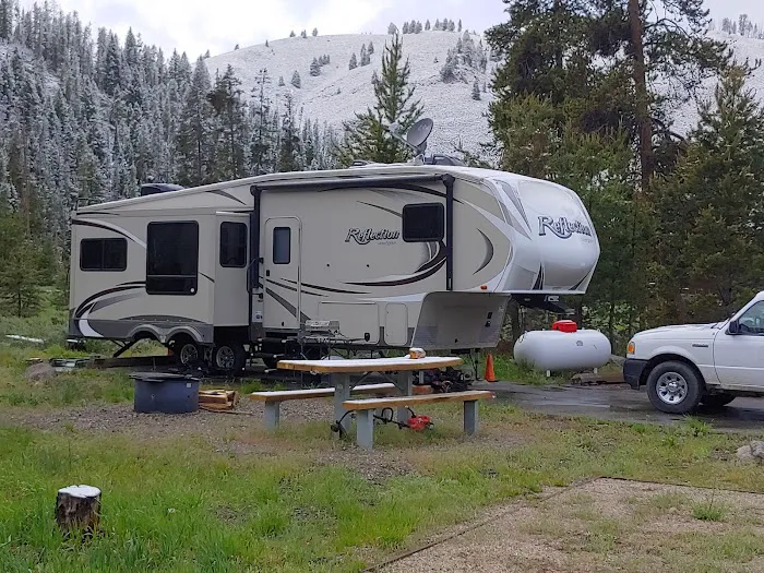 Mormon Bend Campground Picture 8