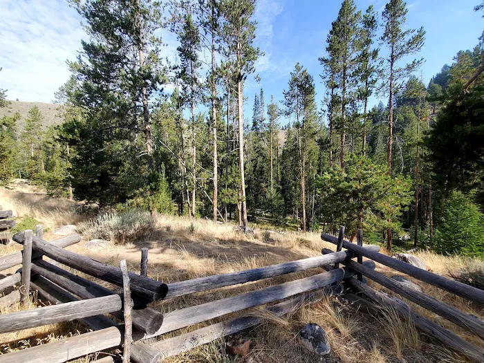 Sunny Gulch Campground Picture 1
