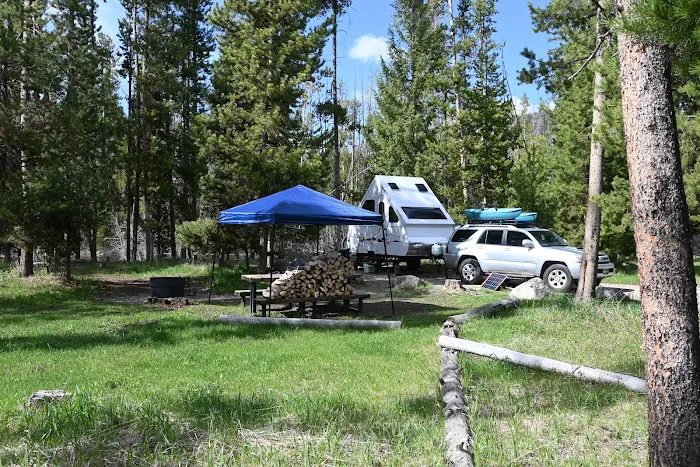 Chinook Bay Campground Picture 3