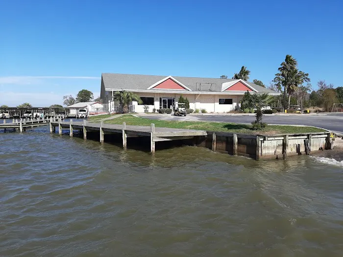 On The Lake RV and Cabin Resort Picture 7