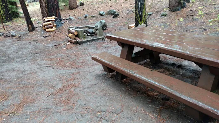 Lower Rush Creek Campground Picture 5