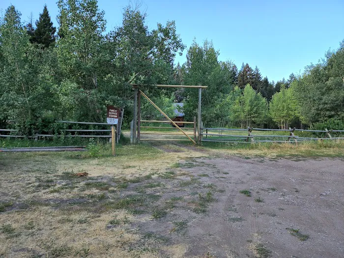 Bear Creek Campground and Picnic area Picture 8