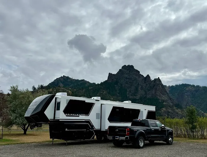 Canyon RV Picture 1