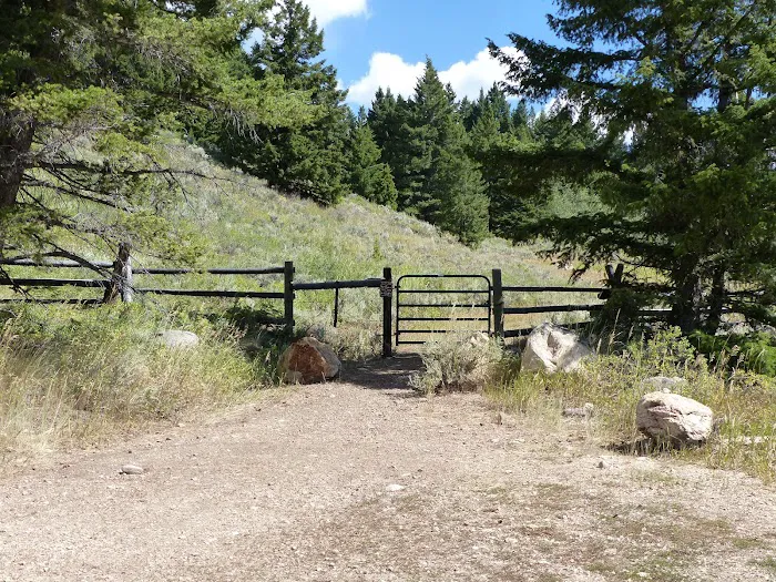 Mill Creek Trailhead & Campground Picture 1
