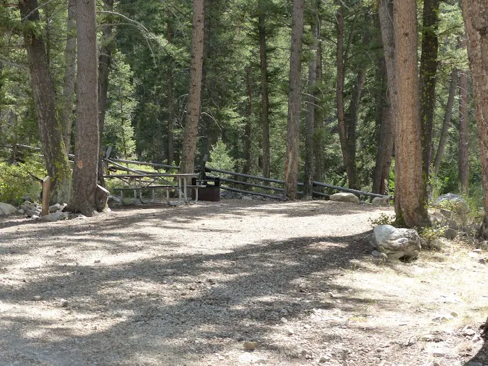 Mill Creek Trailhead & Campground Picture 3