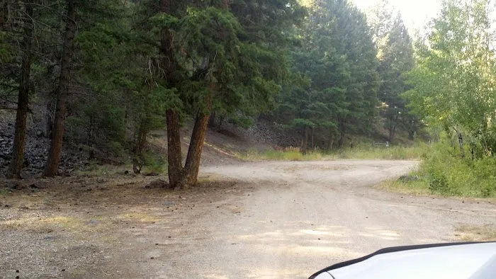 Holman Creek Campground Picture 1