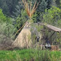 Teepees by the River ico
