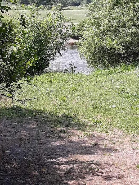 Middle Fork Campground Picture 10