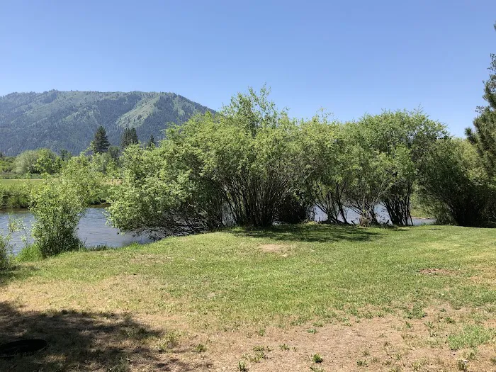 Middle Fork Campground Picture 1