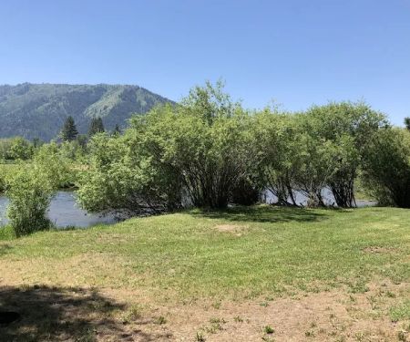 Middle Fork Campground