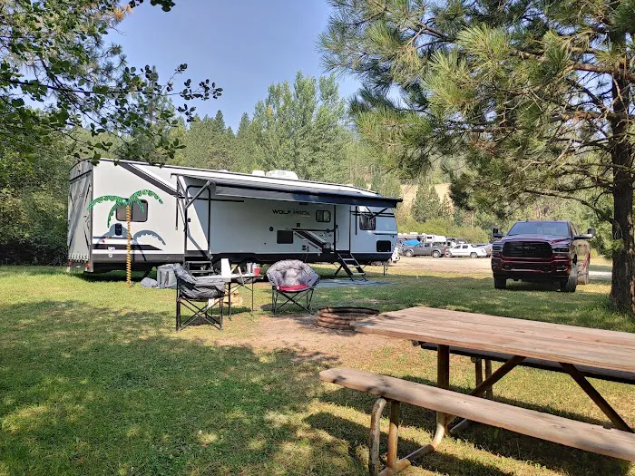 Riverpond Campground Picture 1