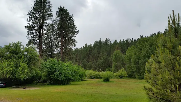 Riverpond Campground Picture 10