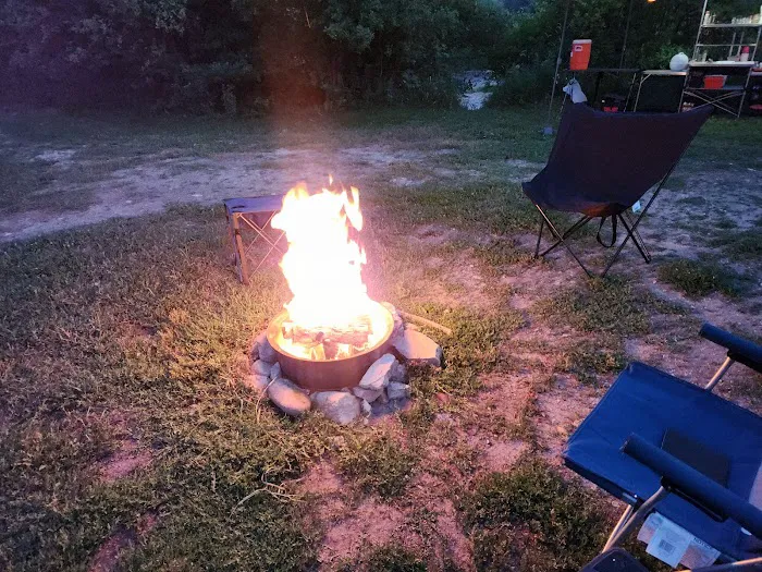 Riverpond Campground Picture 5