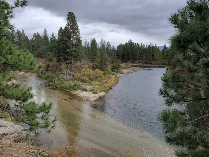 Riverpond Campground Picture 8