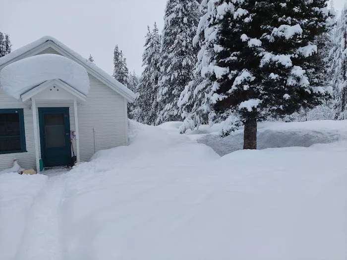 Beaver Creek Cabin Picture 2