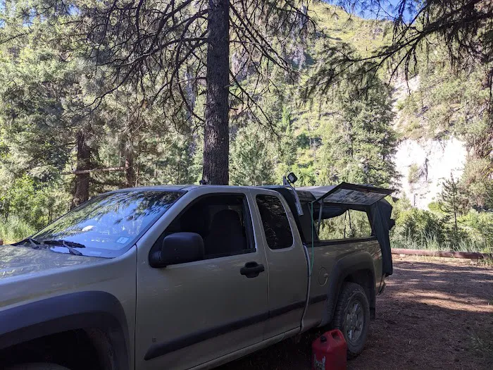 Queens River Campground Picture 4