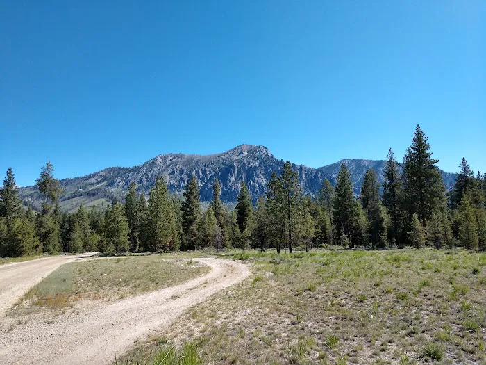 Riverside Campground Picture 7