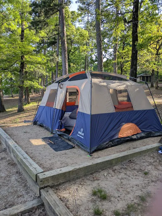 Johnson Creek Campground - GROUP camp area Picture 8