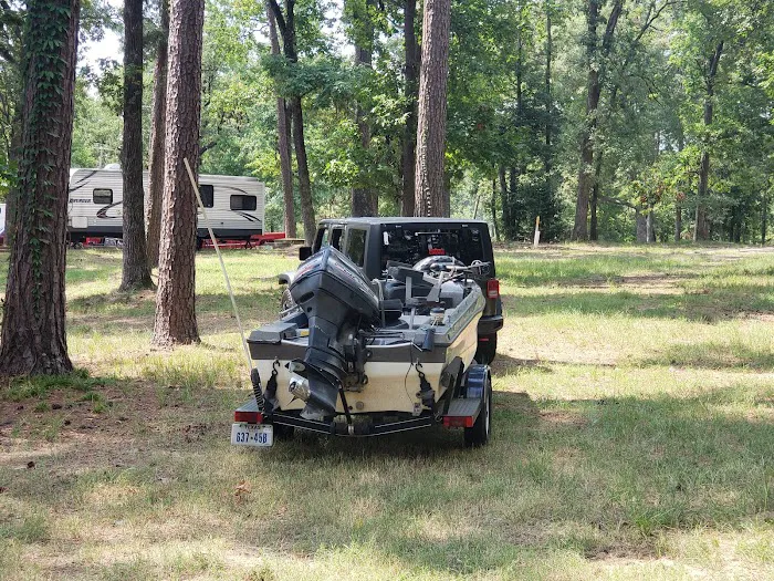 Alley Creek Camp Picture 2