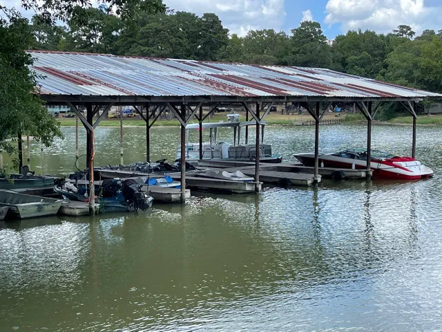 Outback Campground & Marina Picture 3