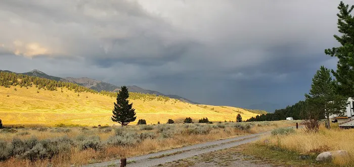 Riverview Campground Picture 3