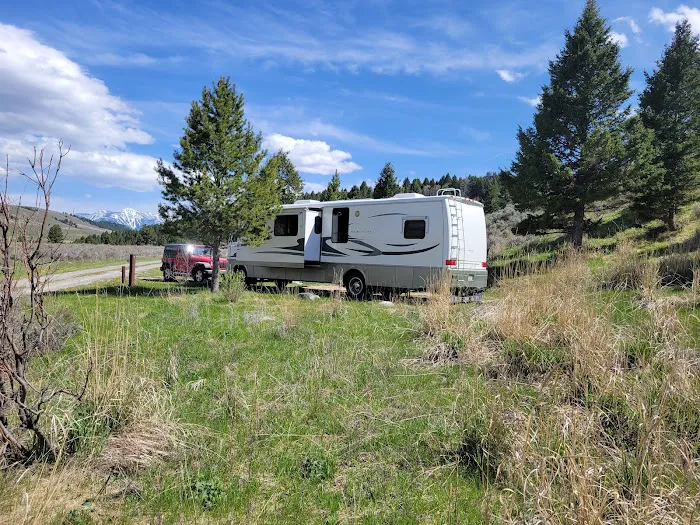 Riverview Campground Picture 6