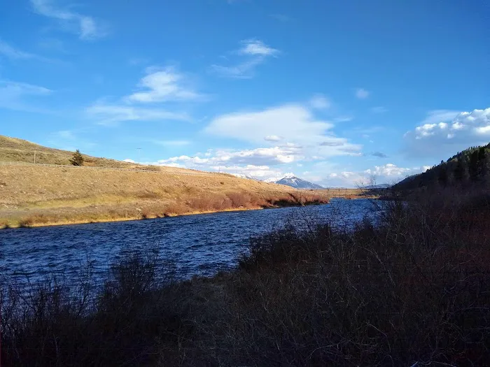 Madison River Campground Picture 7