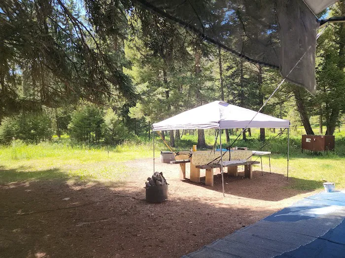Red Cliff Campground Picture 7