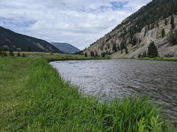 Taylor Fork Road Picture 2