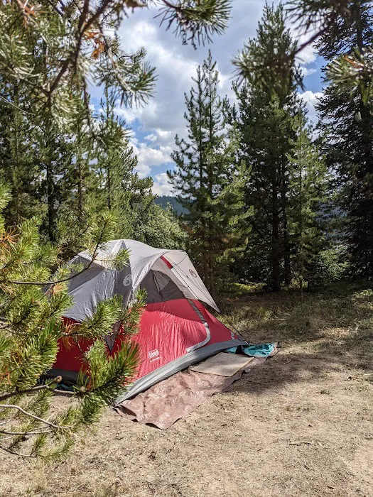 Alturas Tent Campground Picture 8
