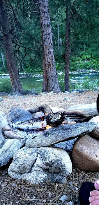 Badger Creek Campground Picture 2