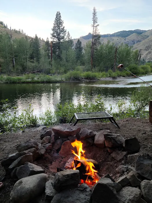 Willow Creek Campground Picture 8