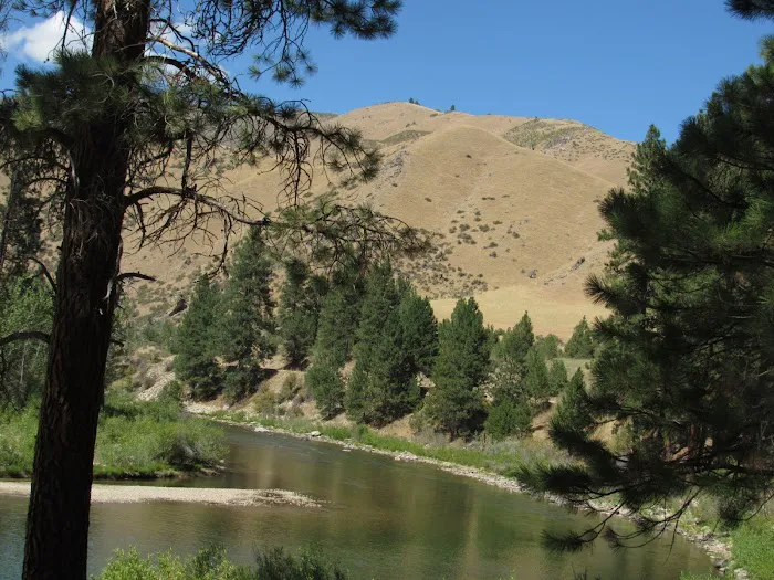 Willow Creek Campground Picture 10