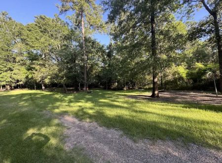 Peach Creek group camping