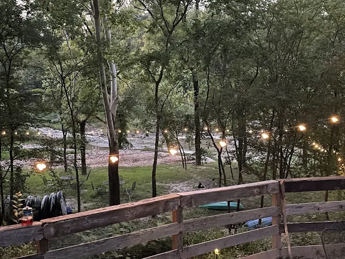 Lil o aces , Creekside Bunkhouse & Campground Picture 9