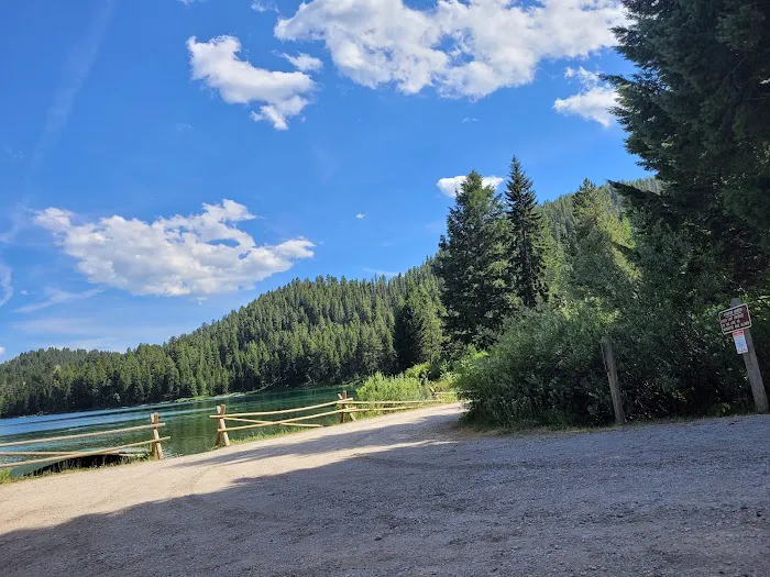 Wade Lake Campground and Picnic Areas Picture 5