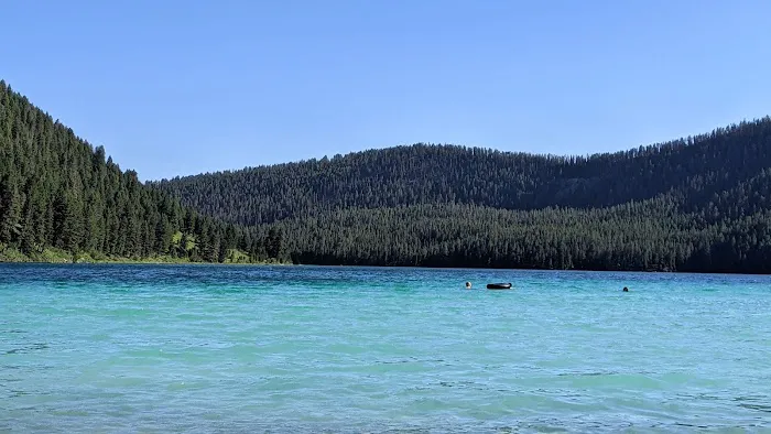 Hilltop Campground Picture 3