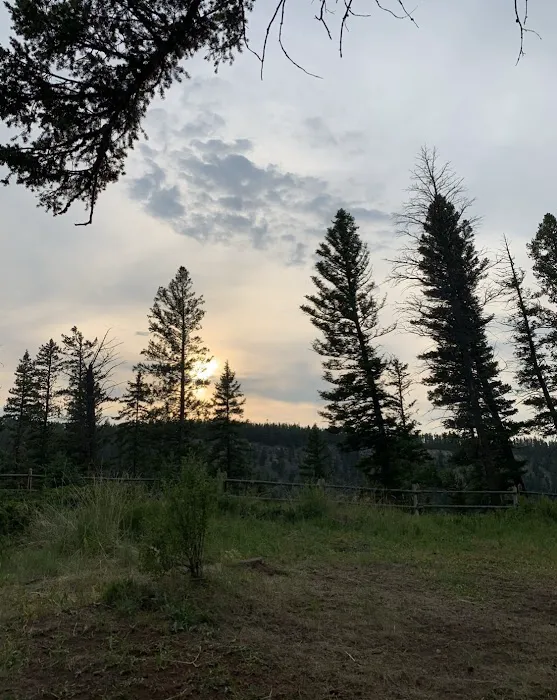 Hilltop Campground Picture 7