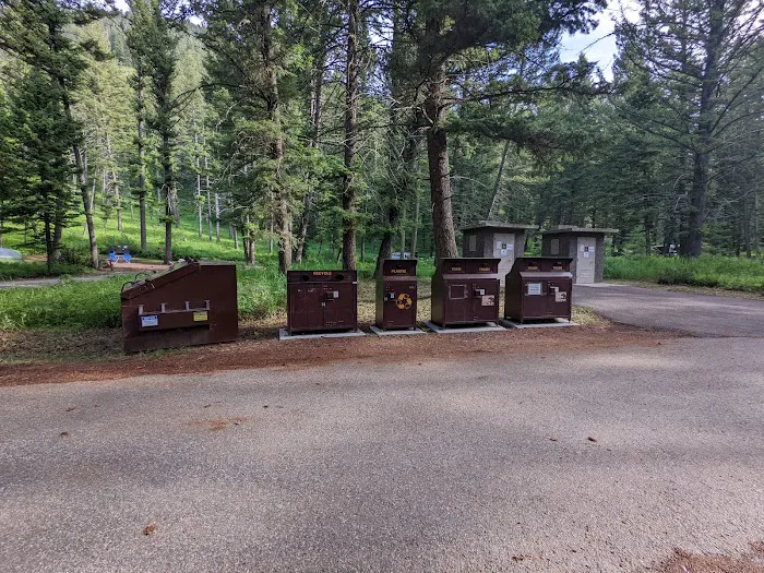 CABIN CREEK CAMPGROUND Picture 2