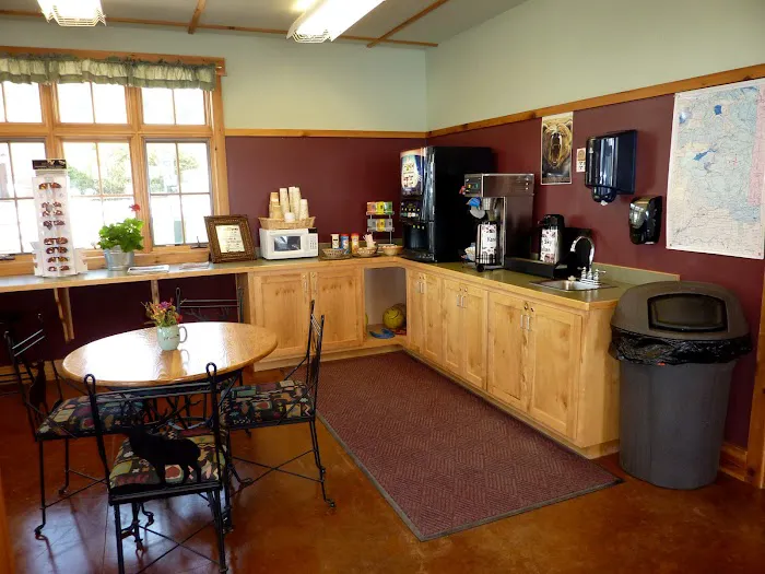 Yellowstone Holiday RV Campground Picture 3