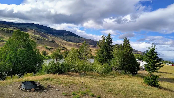 Crystal Cross Campground Picture 6